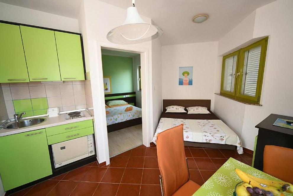 Apartments Dvori Novalja Bagian luar foto